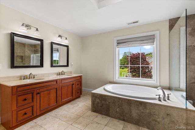 8 Shailin Lane, Brewster, NY 10509