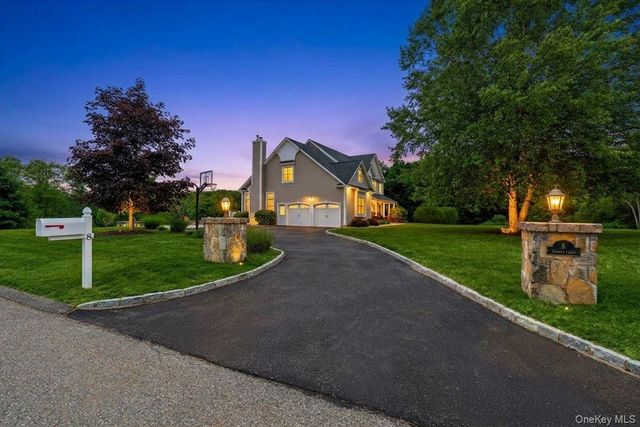 8 Shailin Lane, Brewster, NY 10509