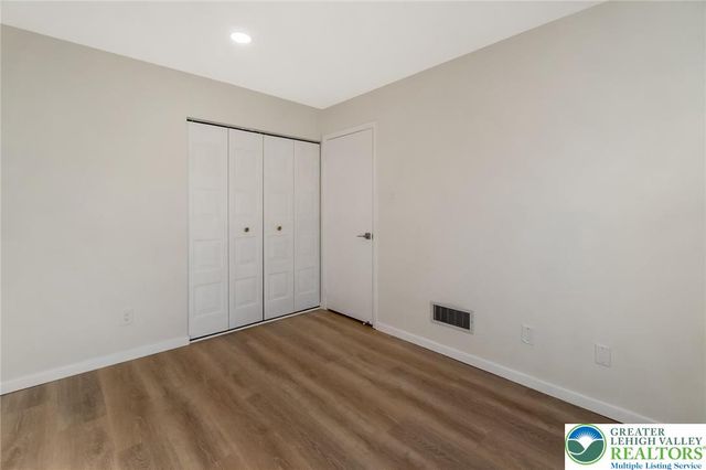 2796 Springhaven Place 376, Lower Macungie Twp, PA 18062