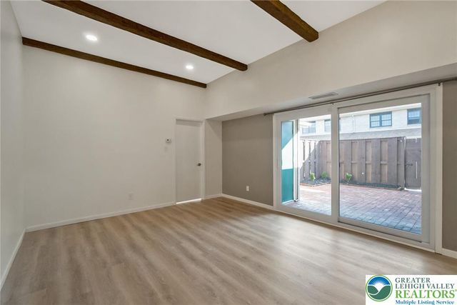 2796 Springhaven Place 376, Lower Macungie Twp, PA 18062