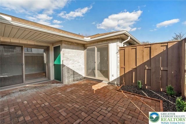 2796 Springhaven Place 376, Lower Macungie Twp, PA 18062