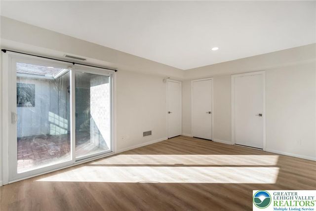 2796 Springhaven Place 376, Lower Macungie Twp, PA 18062