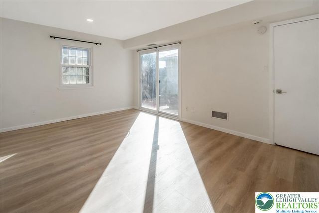 2796 Springhaven Place 376, Lower Macungie Twp, PA 18062