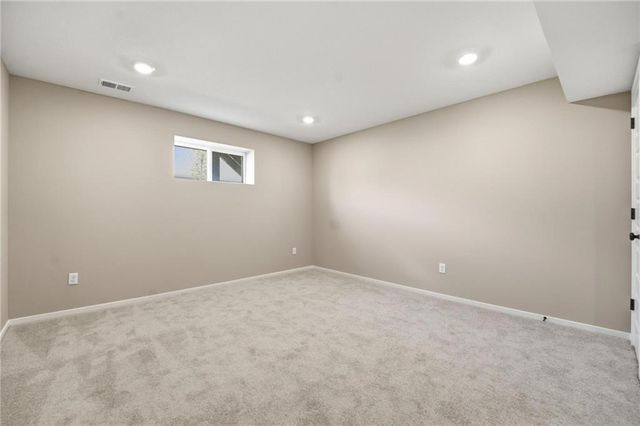 1412 S 4th Street E, Louisburg, KS 66053