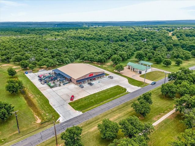 1424 Cirrus Loop, Granbury, TX 76049