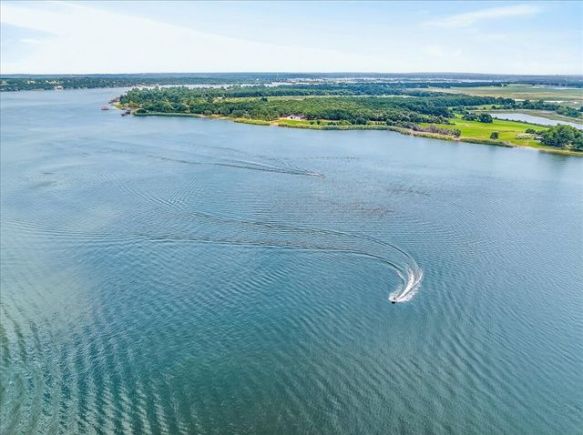 1424 Cirrus Loop, Granbury, TX 76049