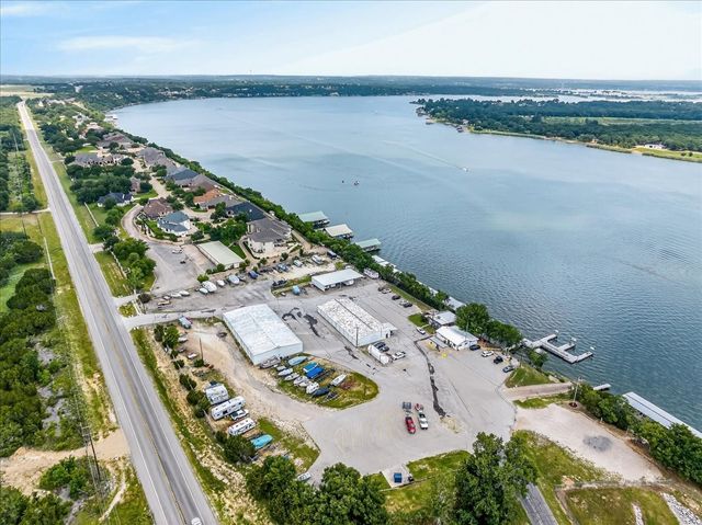 1424 Cirrus Loop, Granbury, TX 76049