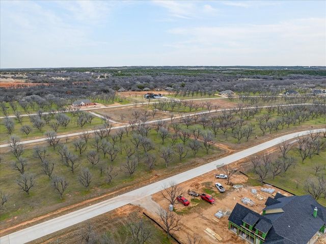 1424 Cirrus Loop, Granbury, TX 76049