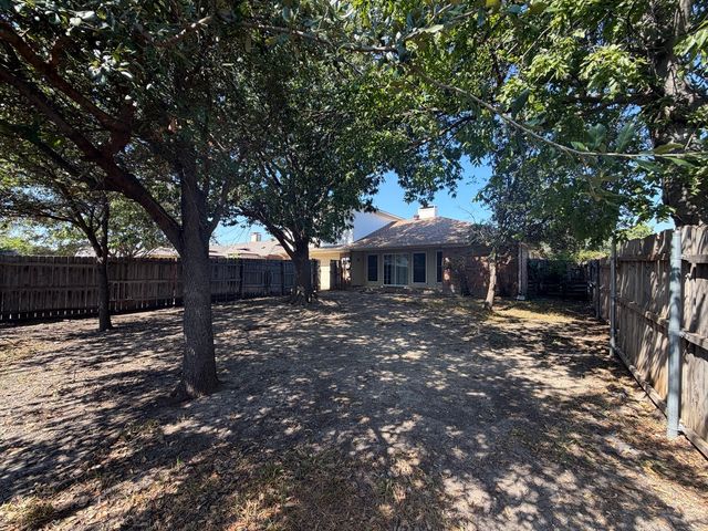 1112 Princeton Drive, Richardson, TX 75081