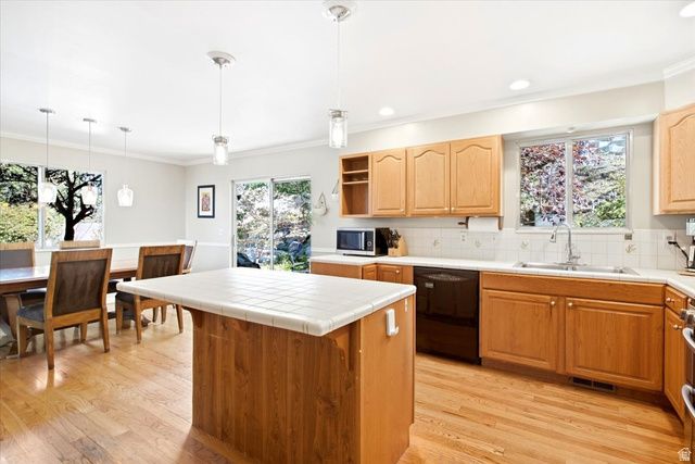 3418 E ANTLER WAY, Salt Lake City, UT 84121
