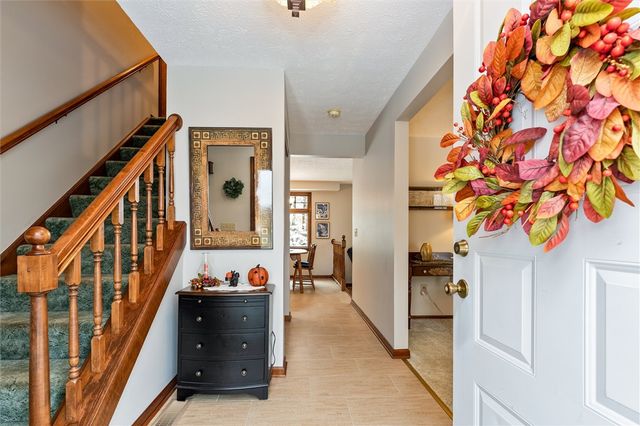 11 Tree Top Lane, Henrietta, NY 14586