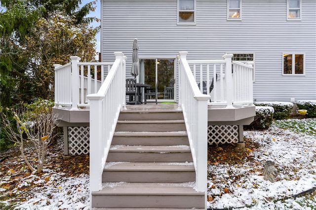 11 Tree Top Lane, Henrietta, NY 14586