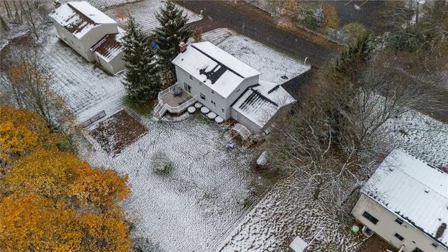 11 Tree Top Lane, Henrietta, NY 14586