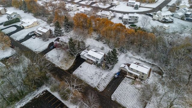 11 Tree Top Lane, Henrietta, NY 14586