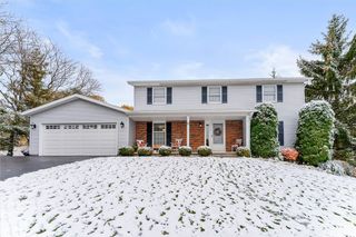 11 Tree Top Lane, Henrietta, NY 14586