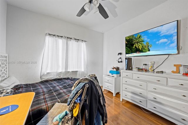 5355 SW 40th Ave, Dania Beach, FL 33314