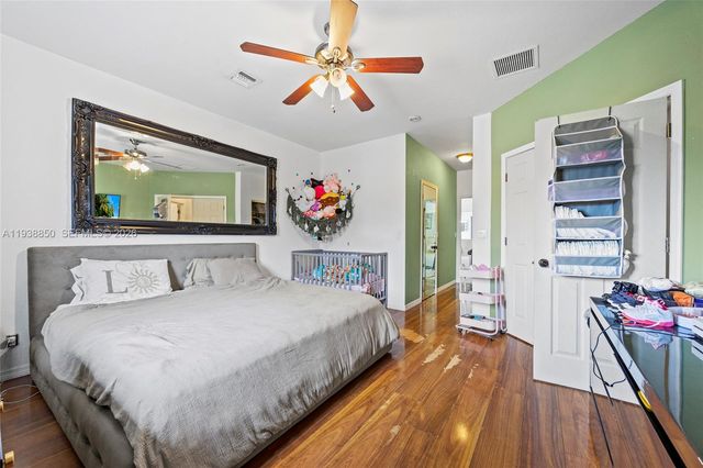 5355 SW 40th Ave, Dania Beach, FL 33314