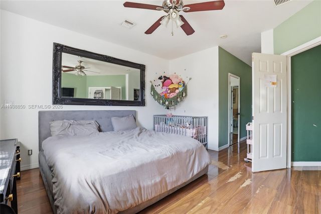 5355 SW 40th Ave, Dania Beach, FL 33314