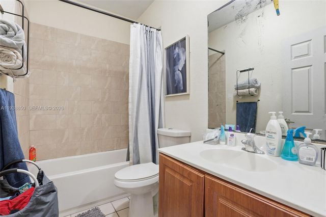 5355 SW 40th Ave, Dania Beach, FL 33314