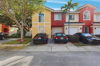 5355 SW 40th Ave, Dania Beach, FL 33314