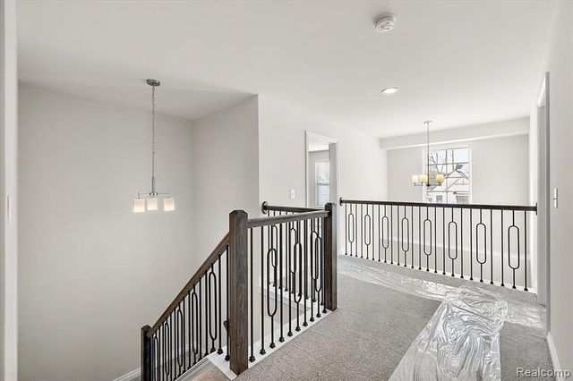 21090 Prestwick, Farmington, MI 48335