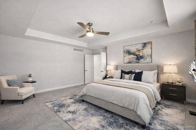 21090 Prestwick, Farmington, MI 48335