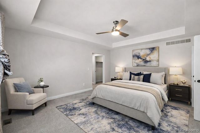 21090 Prestwick, Farmington, MI 48335