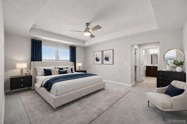 21090 Prestwick, Farmington, MI 48335