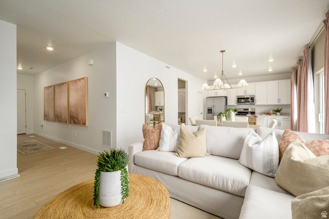 1932 N GOLDEN RUBY DR, Saratoga Springs, UT 84045