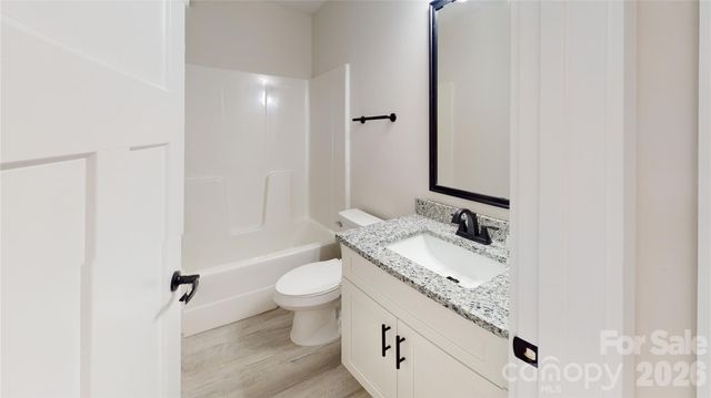 1033 19TH Street NE 37 & 38, Hickory, NC 28601