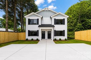 1033 19TH Street NE 37 & 38, Hickory, NC 28601