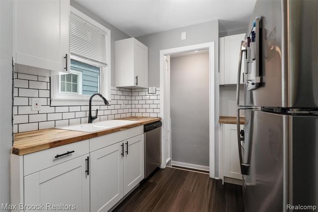 201 W Webster Street, Ferndale, MI 48220