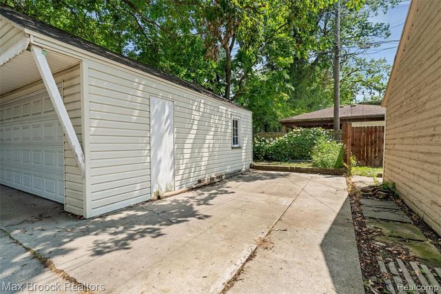 201 W Webster Street, Ferndale, MI 48220