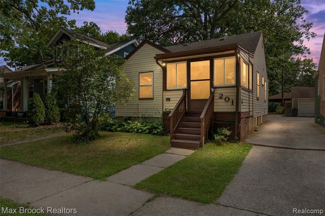 201 W Webster Street, Ferndale, MI 48220