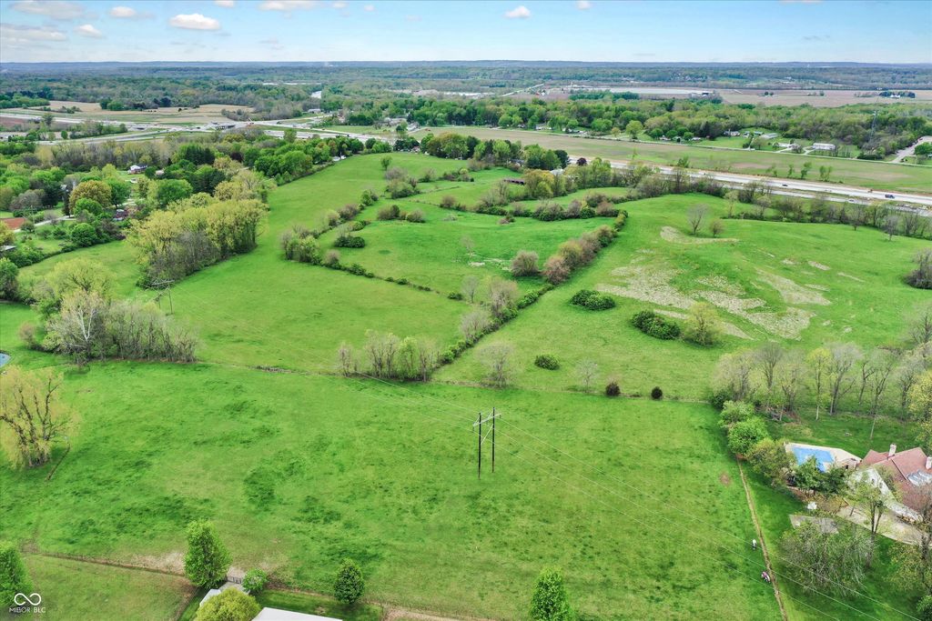 200 Bluff Creek Parkway