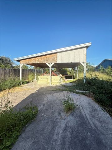 1020 Josephine St, Corpus Christi, TX 78401