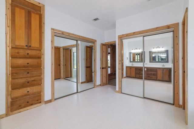 313 Kendall DR, Spicewood, TX 78669