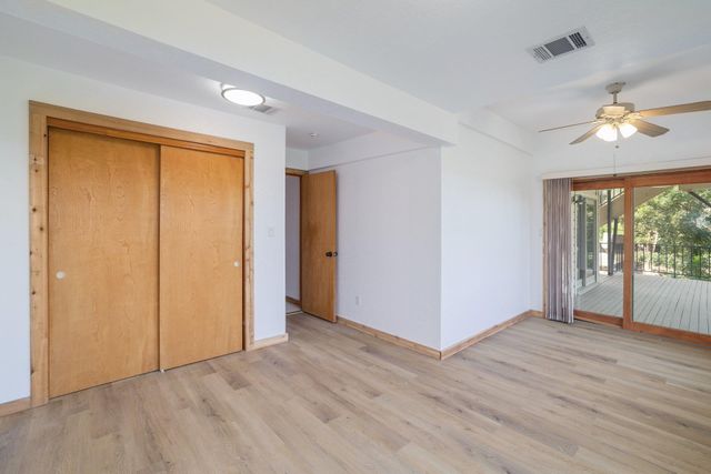 313 Kendall DR, Spicewood, TX 78669