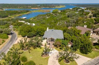 313 Kendall DR, Spicewood, TX 78669