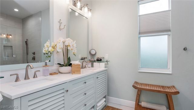 162 Windward Cay, Naples, FL 34114