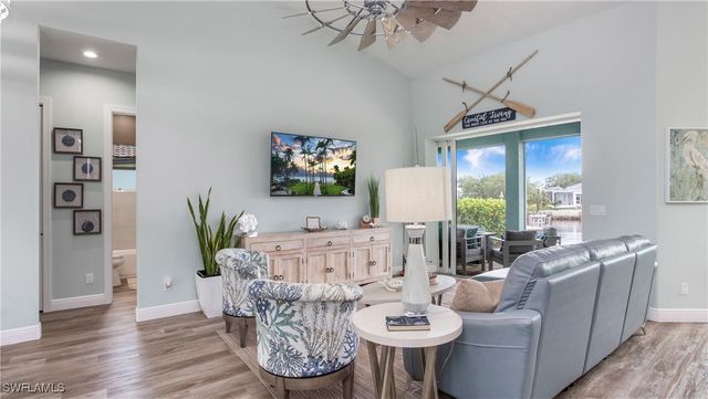 162 Windward Cay, Naples, FL 34114