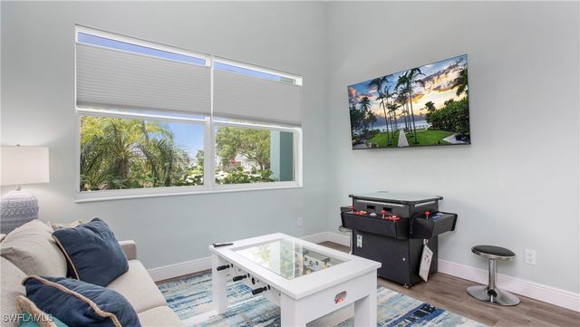 162 Windward Cay, Naples, FL 34114