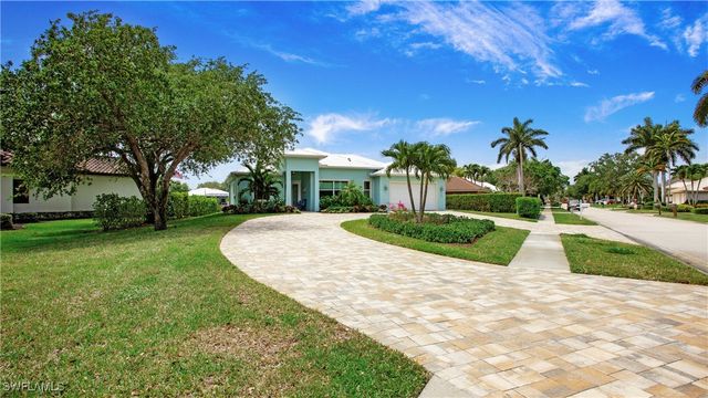 162 Windward Cay, Naples, FL 34114