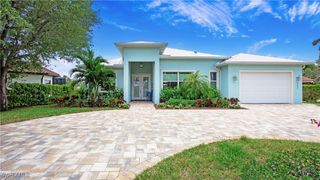 162 Windward Cay, Naples, FL 34114