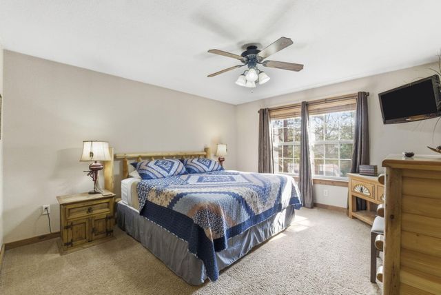 102 Lost Creek Circle, Branson West, MO 65737