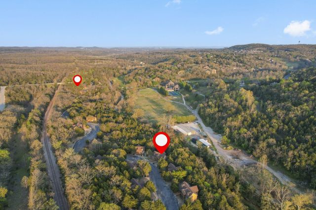 102 Lost Creek Circle, Branson West, MO 65737
