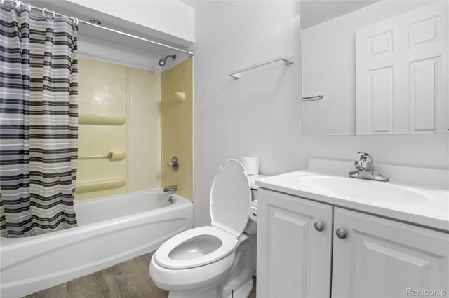 1457 Mitson Boulevard, Flint, MI 48504