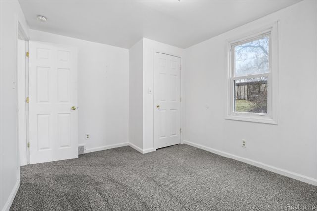 1457 Mitson Boulevard, Flint, MI 48504