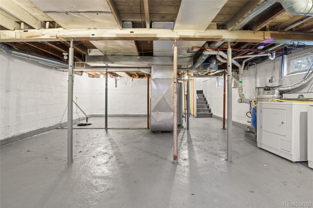 1457 Mitson Boulevard, Flint, MI 48504