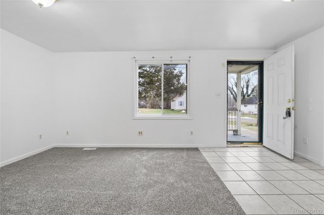 1457 Mitson Boulevard, Flint, MI 48504